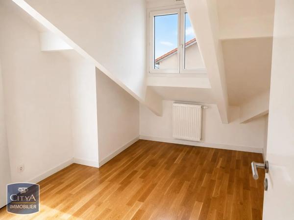 Appartement à louer 4 pièces 73.35m² Arcachon (33120)