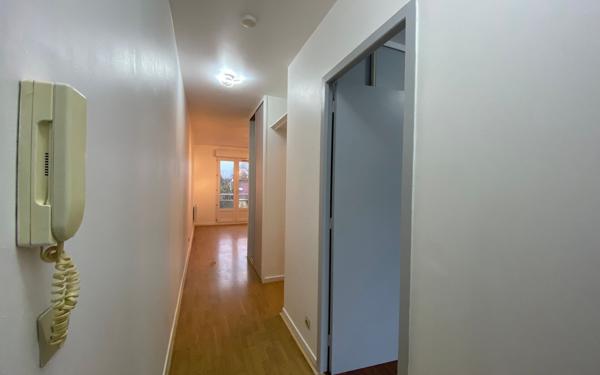 Appartement à louer    2 pièces • 32,27 m2 Pontault-Combault