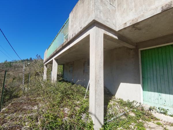 Ensemble immobilier à rénover