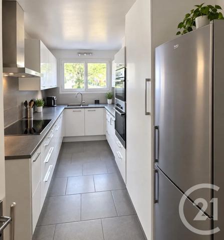 Appartement F6 à vendre  6 pièces - 101,42 m 2   L HAY LES ROSES  - 94