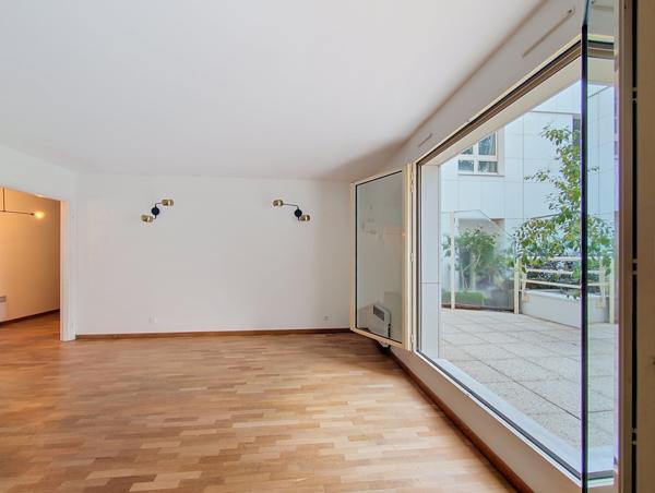 Appartement
         3 pièces
        - 72 m² Exclusivité 679 000 € *