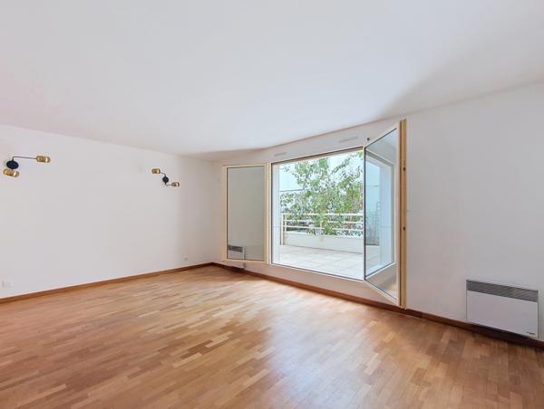 Appartement
         3 pièces
        - 72 m² Exclusivité 679 000 € *