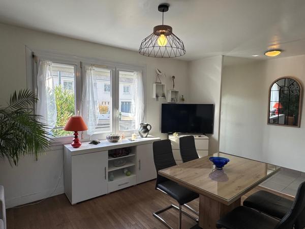 Maison à Ploemeur, 56270 - 4 pièces 82m²