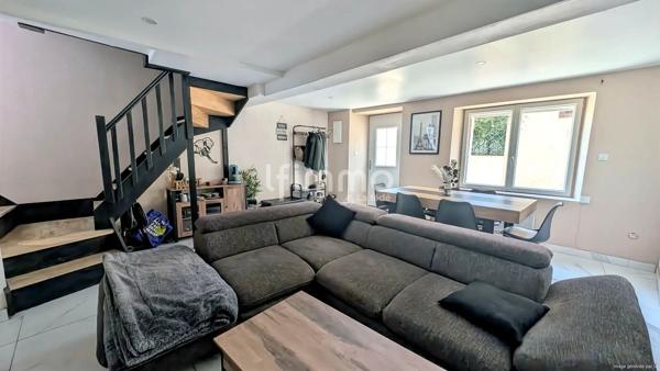 maison de village avec terrasse