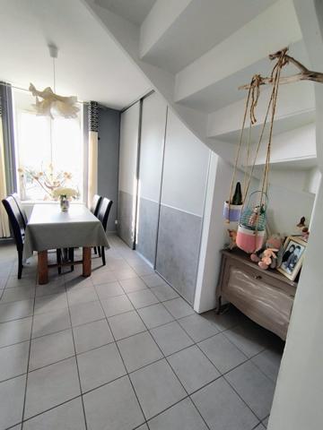 Maison à ROCHE-LA-MOLIERE, 42230 - 5 pièces 87m²