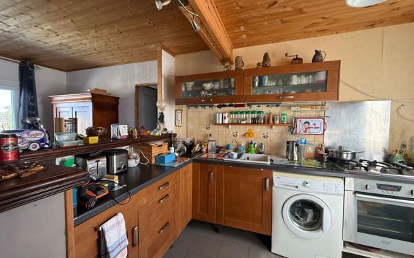 Maison à vendre    4 pièces •  La Ville-du-Bois