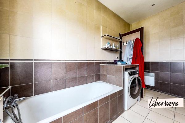 Appartement atypique avec terrasse, jardin et vue exceptionnelle - 3 pièces - 128.4m² - Centre-ville Plancoët