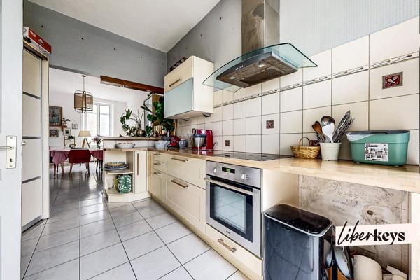 Appartement atypique avec terrasse, jardin et vue exceptionnelle - 3 pièces - 128.4m² - Centre-ville Plancoët