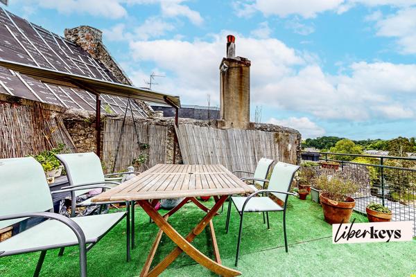 Appartement atypique avec terrasse, jardin et vue exceptionnelle - 3 pièces - 128.4m² - Centre-ville Plancoët
