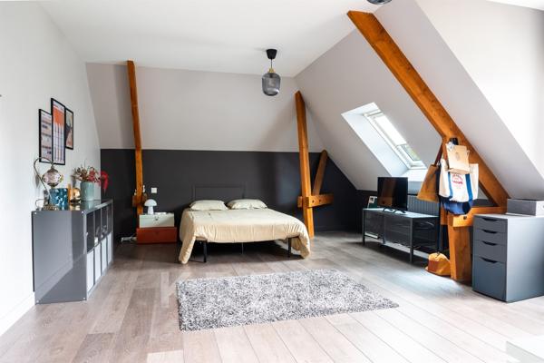 Maison bourgeoise d'exception à Montreuil-le-Gast