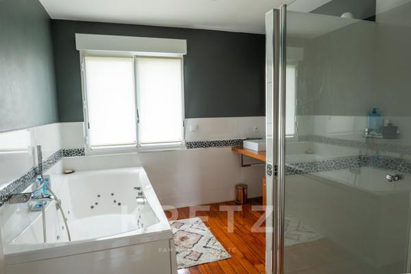 Maison bourgeoise d'exception à Montreuil-le-Gast