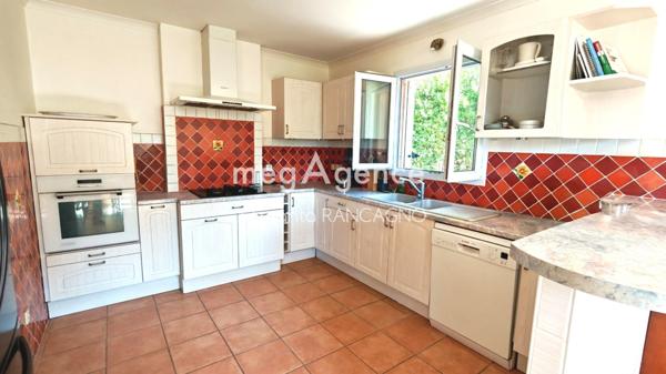 Maison à LE LUC, 83340 - 5 pièces 93m²