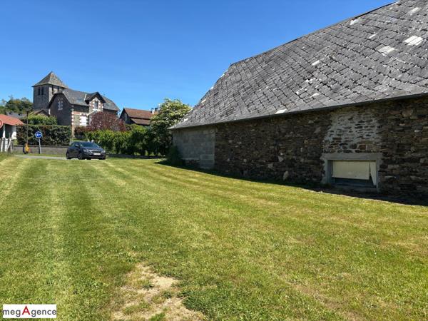 Maison à SAINT-CLEMENT, 19700 - 3 pièces 360m²