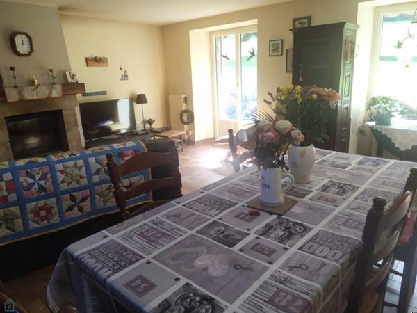 Jolie longère en campagne avec terrain de 8000m²