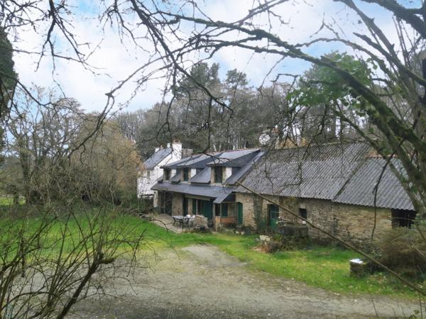 Jolie longère en campagne avec terrain de 8000m²