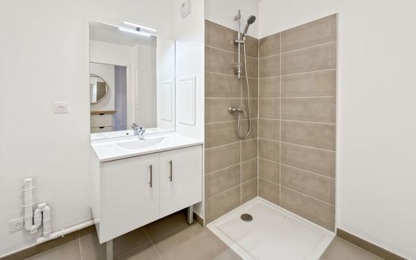 Appartement à louer    3 pièces • 64 m2 Bussy-Saint-Georges