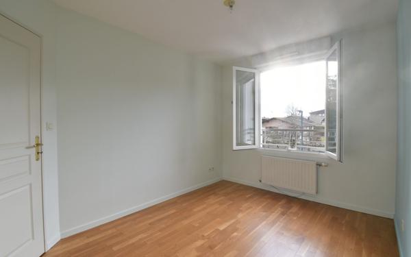 Appartement à vendre    3 pièces • 70,08 m2 Miribel