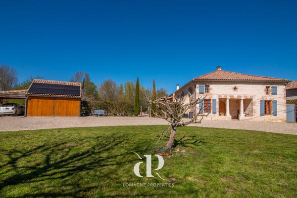 Merles (82210) Maison de campagne clé en main avec piscine et confort de vie optimal