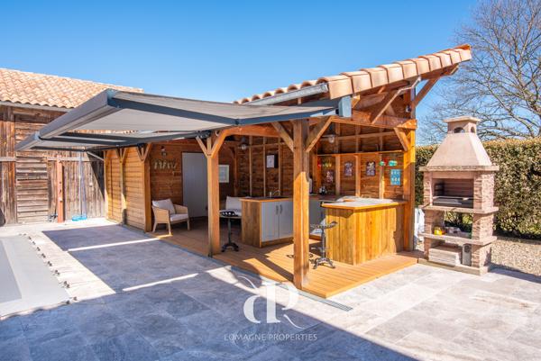 Merles (82210) Maison de campagne clé en main avec piscine et confort de vie optimal