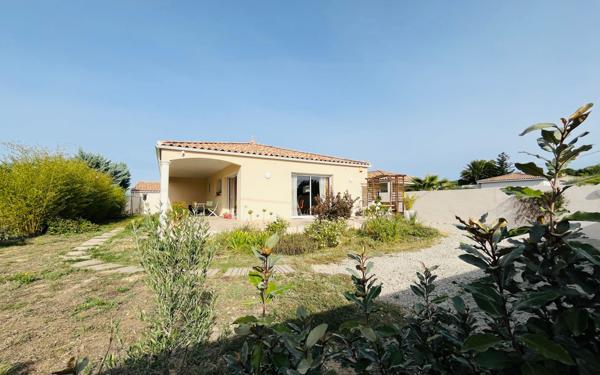 Maison à vendre    5 pièces •  Puisserguier