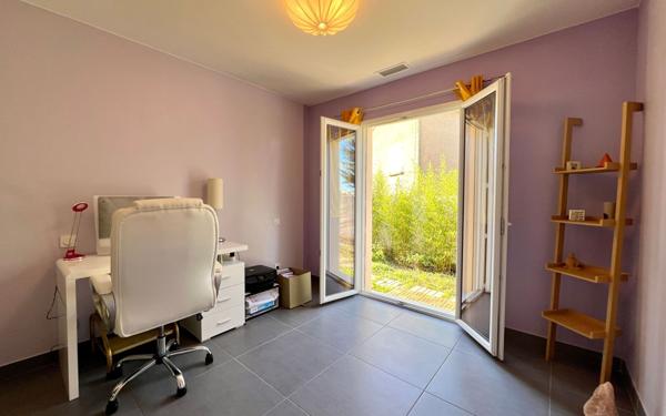 Maison à vendre    5 pièces •  Puisserguier