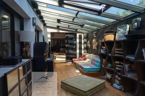 Dept 17 - Île d'Oléron - Le Château d'Oléron - Maison/Villa 8 pièces - 174 m2 - Terrain avec piscine de 584 m2