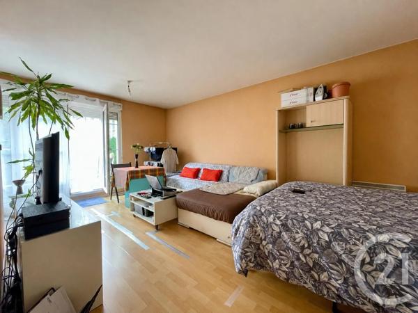 Appartement F1 à vendre  1 pièce - 30,83 m 2   TREMBLAY EN FRANCE  - 93