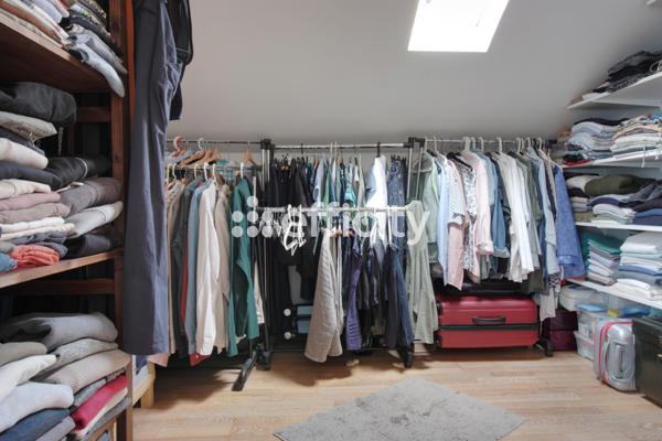 Maison
         6 pièces
        - 112 m² Exclusivité 525 000 € *