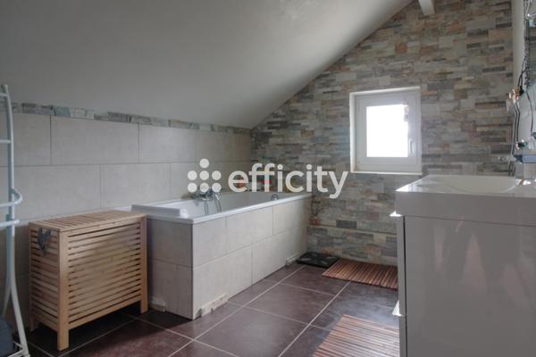 Maison
         6 pièces
        - 112 m² Exclusivité 525 000 € *