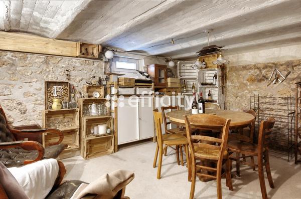 Maison
         6 pièces
        - 112 m² Exclusivité 525 000 € *