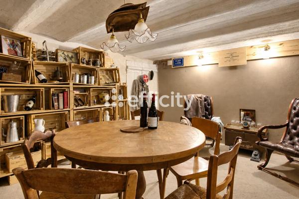 Maison
         6 pièces
        - 112 m² Exclusivité 525 000 € *