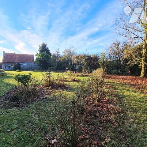 HOUPLINES limite PERENCHIES maison individuelle