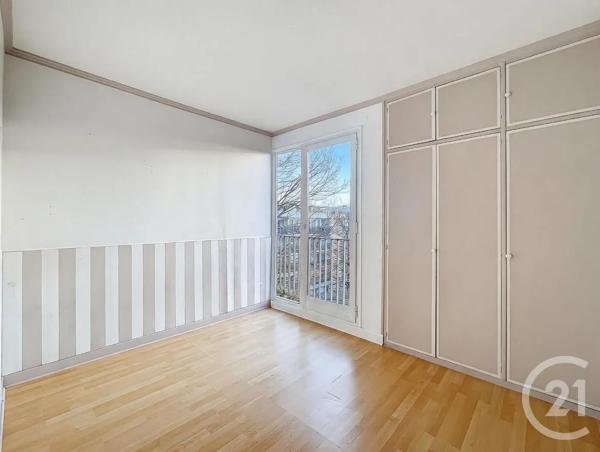 Appartement F4 à vendre  4 pièces - 72,79 m 2   FRESNES  - 94