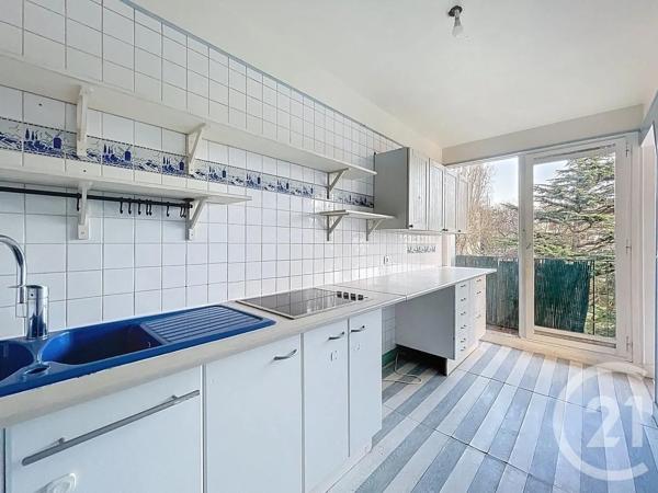 Appartement F4 à vendre  4 pièces - 72,79 m 2   FRESNES  - 94