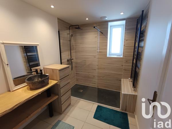 Maison à vendre 8 pièces 167 m² Dunières