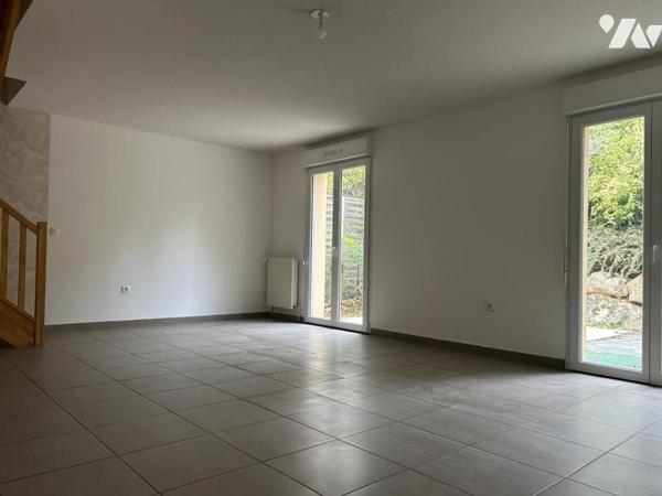 Maison T4 - garage - Jardin - 241 m² cadastré.