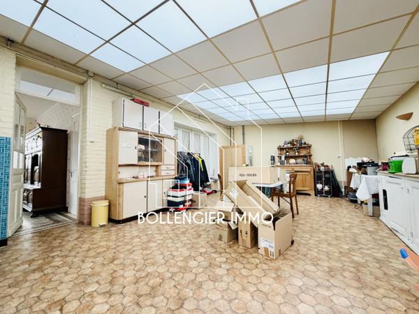 Maison 7 pièce(s) 4 chambre(s) 215 m²