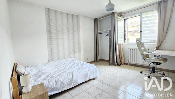 Immeuble à vendre 205 m² La Courneuve