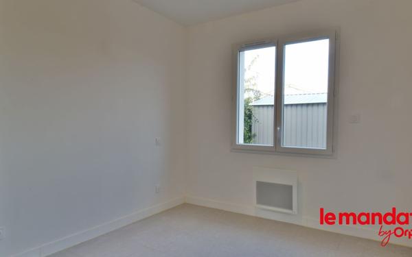 Maison à louer    4 pièces • 90 m2 Bègles