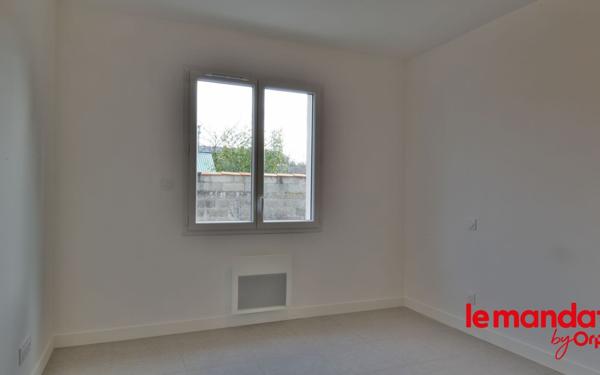 Maison à louer    4 pièces • 90 m2 Bègles