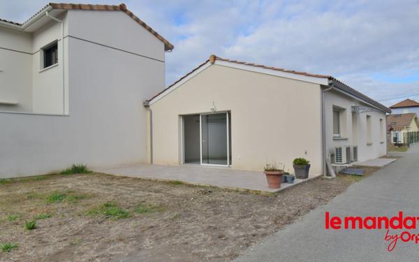 Maison à louer    4 pièces • 90 m2 Bègles