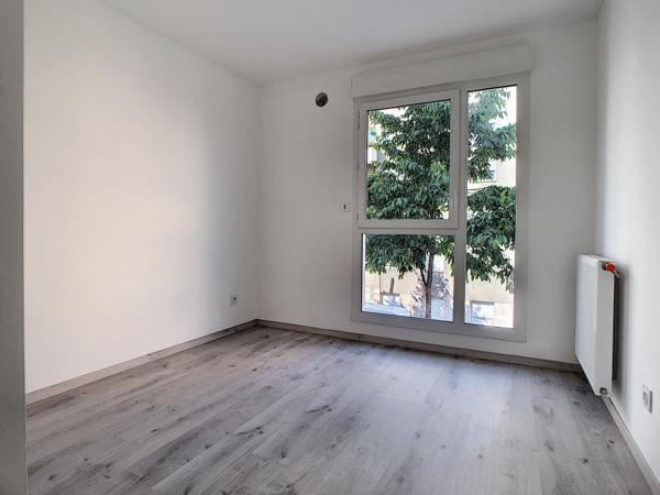 T3 – 60 m2 – BALCON – GARAGE – 69100 VILLEURBANNE