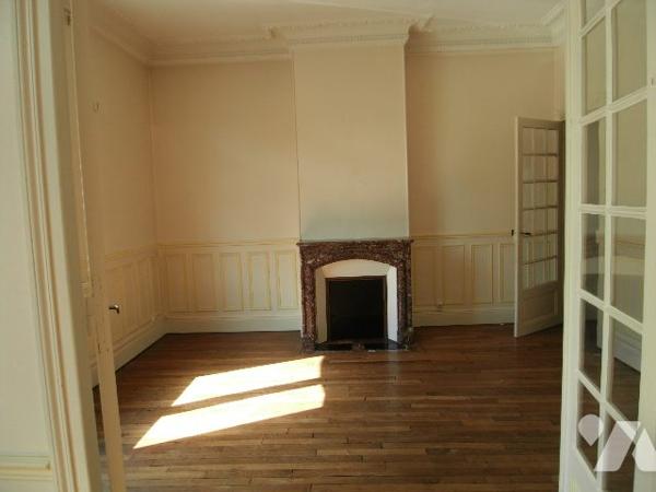 Bel immeuble bourgeois mixte 850m²