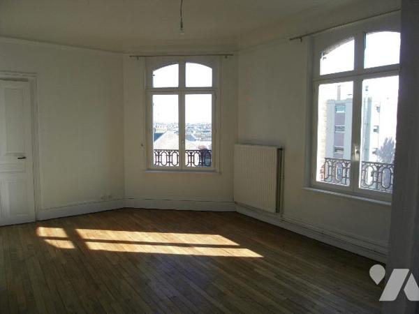 Bel immeuble bourgeois mixte 850m²
