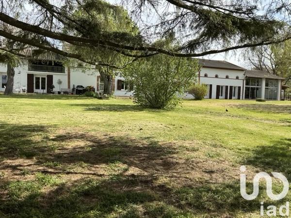 Maison à vendre 9 pièces 300 m² Belberaud