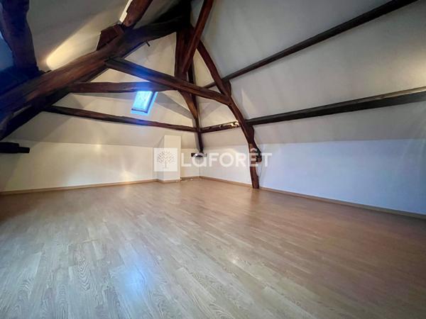 Achat maison près de MOUY - 9 pièce(s) - 157 m² - 319 000 €