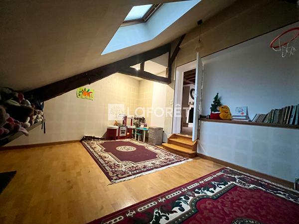 Achat maison près de MOUY - 9 pièce(s) - 157 m² - 319 000 €