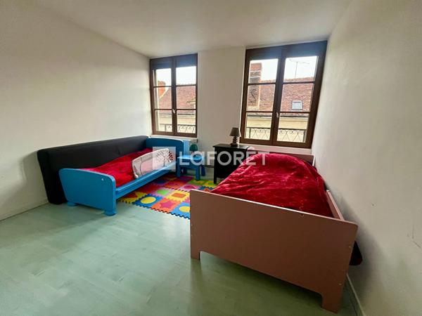 Achat maison près de MOUY - 9 pièce(s) - 157 m² - 319 000 €