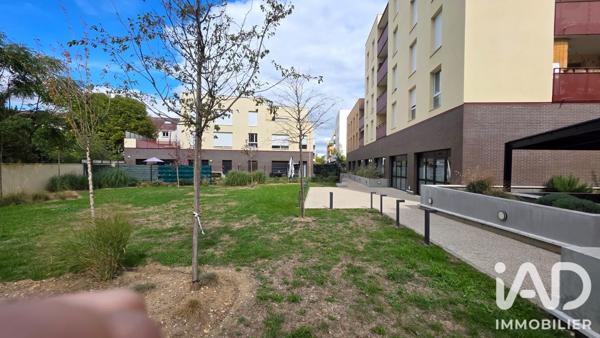 Appartement à vendre 4 pièces 54 m² Les Mureaux