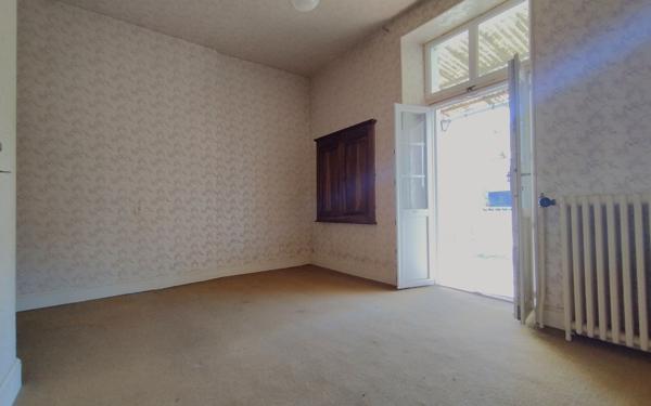 Maison à vendre    5 pièces •  Entraygues-sur-Truyère